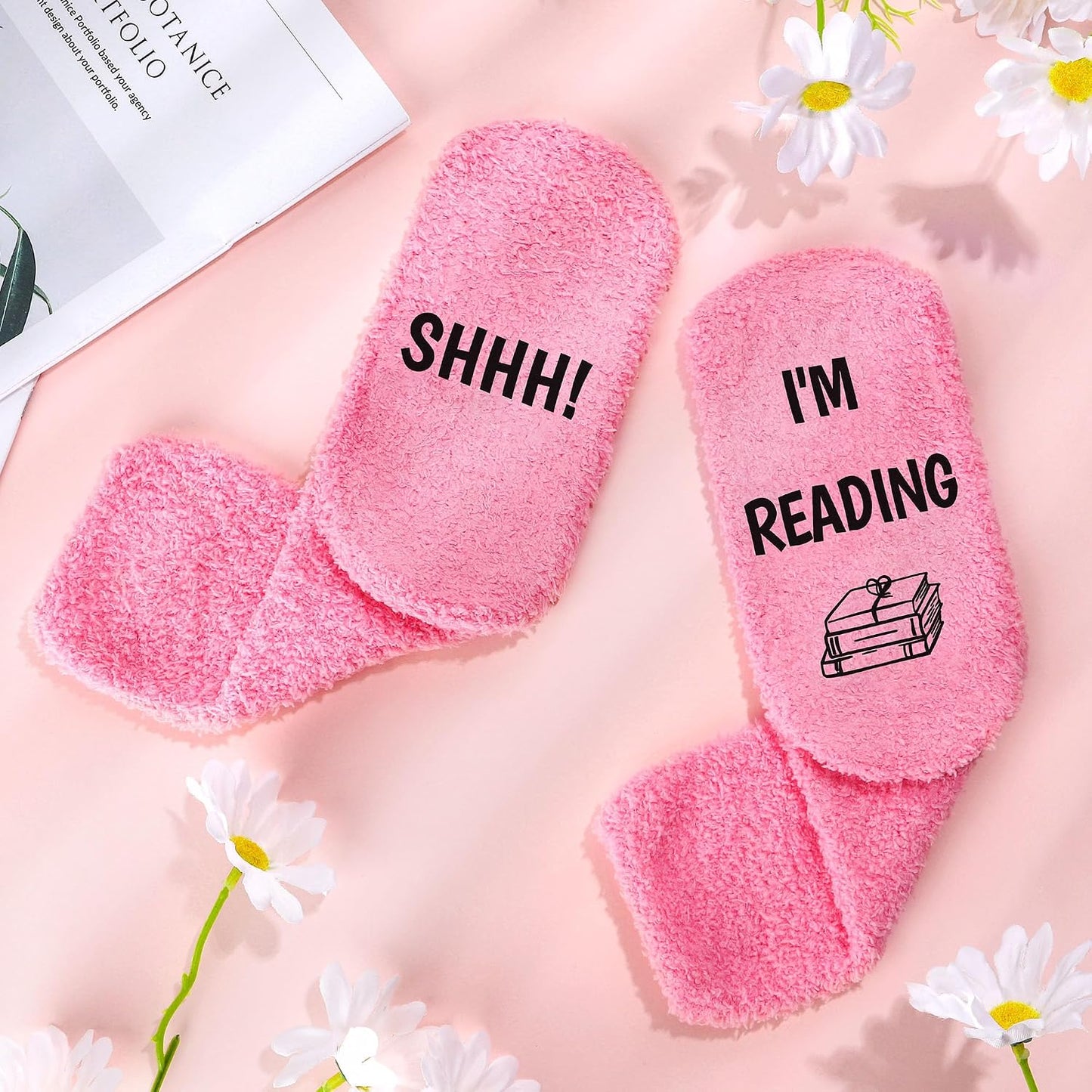 HELORAY Book Lover Gifts for Women Bookish Gifts for Readers Book Accessories for Reading Lovers Bookish Items Themed Presents Librarian Gift for Readers Cool Bookworm Gift for Reading Lovers